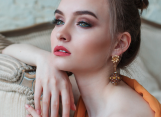 How To Choose Perfect Earrings According To Your Face Type Choose Perfect Earrings