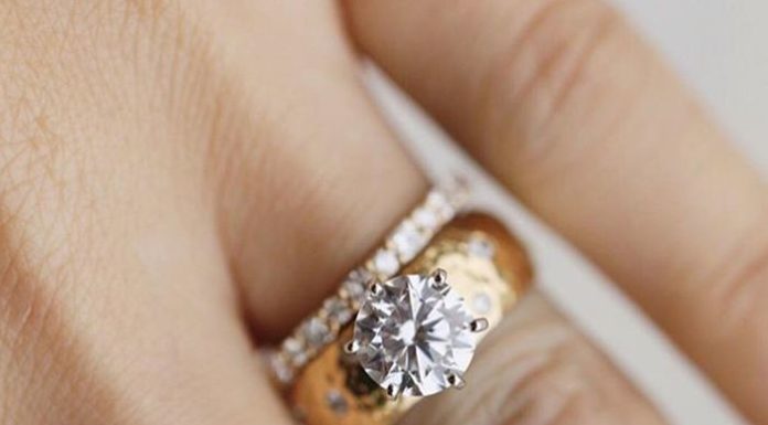Five Engagement Ring Shopping Tips to Help You Find the Perfect Ring Engagement Ring