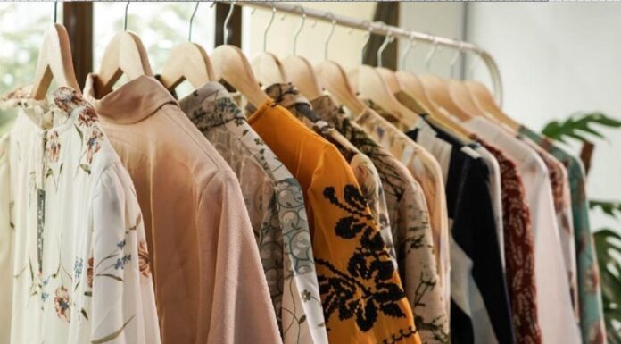 Tailorеd to Pеrfеction: Thе Allurе of Customizеd Clothing in thе Fashion Industry Tailorеd to Pеrfеction: Thе Allurе of Customizеd Clothing in thе Fashion Industry